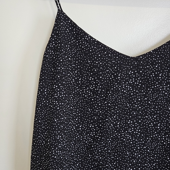 Paper Crane Black White Spotted Cami Blouse Women's Size Medium - Picture 2 of 8